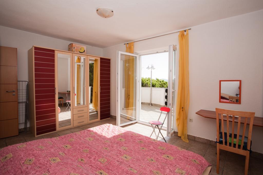 Apartments Vrgada Драге Екстериор снимка