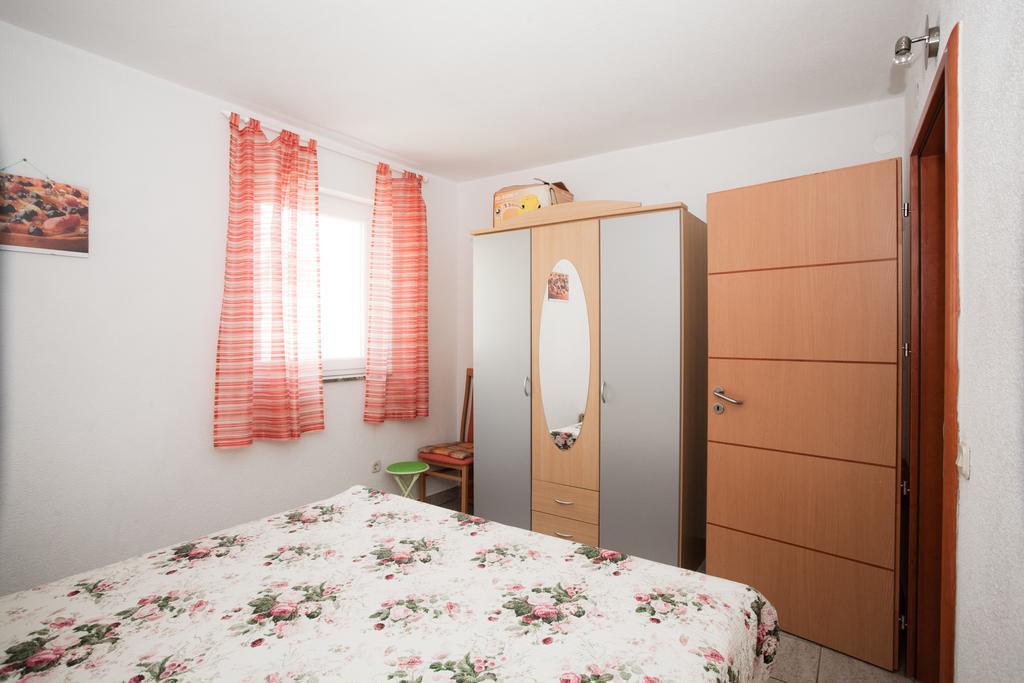 Apartments Vrgada Драге Екстериор снимка