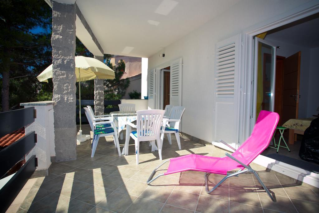 Apartments Vrgada Драге Екстериор снимка